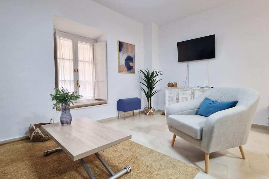 Apartamento Precioso En Santa Cruz Lirio Bajo Sevilla Exterior foto