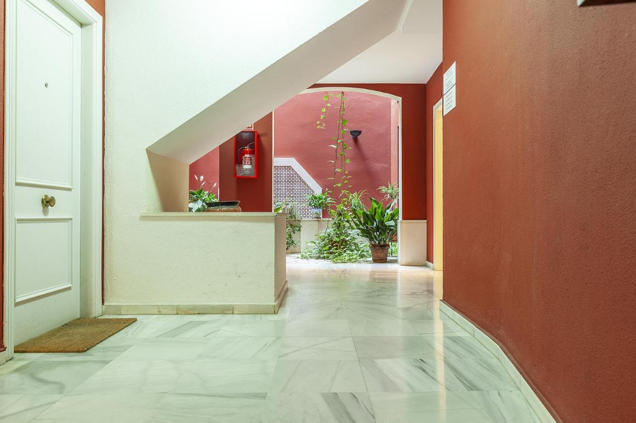 Apartamento Precioso En Santa Cruz Lirio Bajo Sevilla Exterior foto