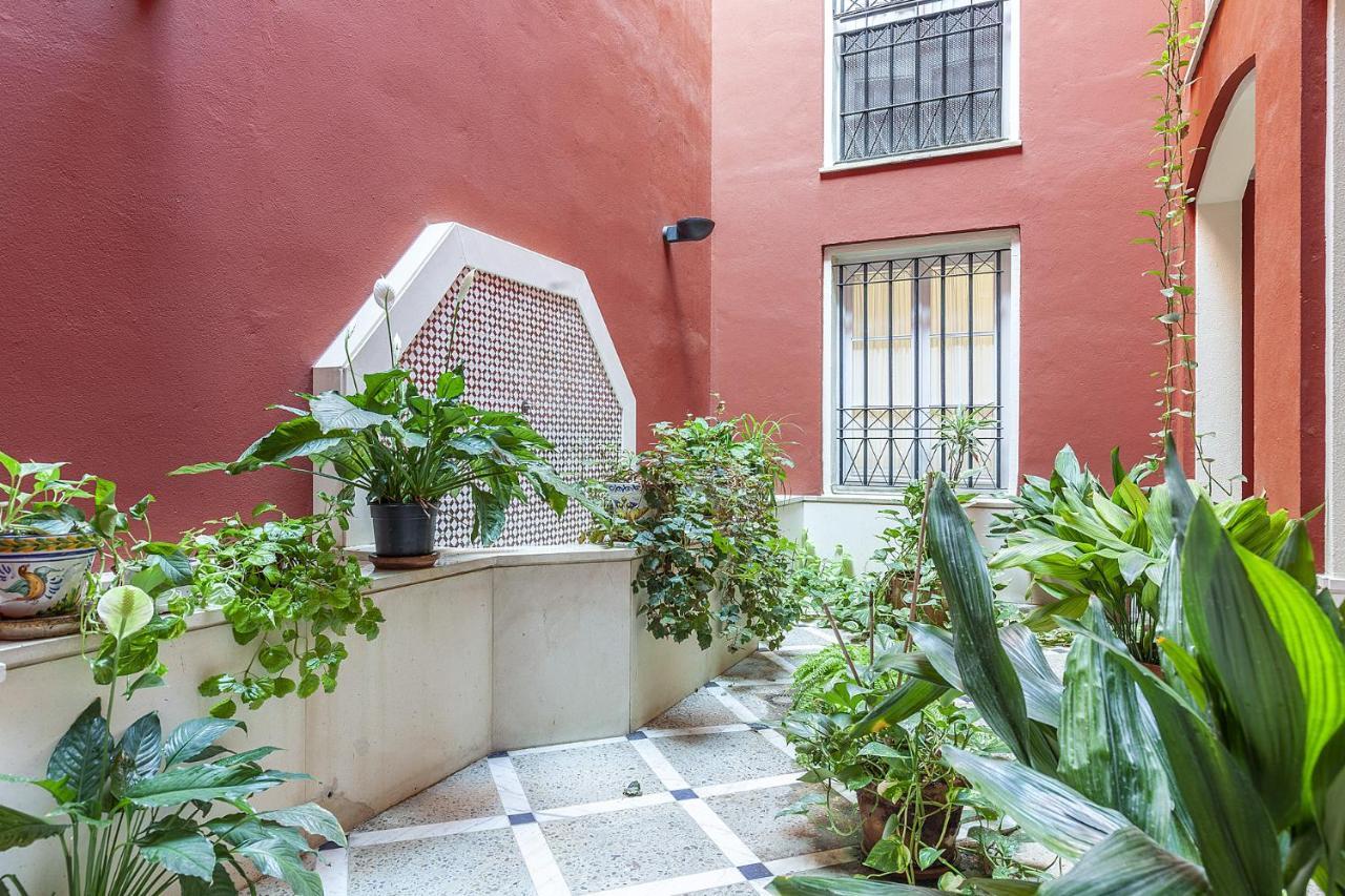 Apartamento Precioso En Santa Cruz Lirio Bajo Sevilla Exterior foto