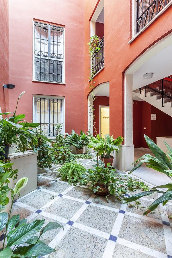 Apartamento Precioso En Santa Cruz Lirio Bajo Sevilla Exterior foto